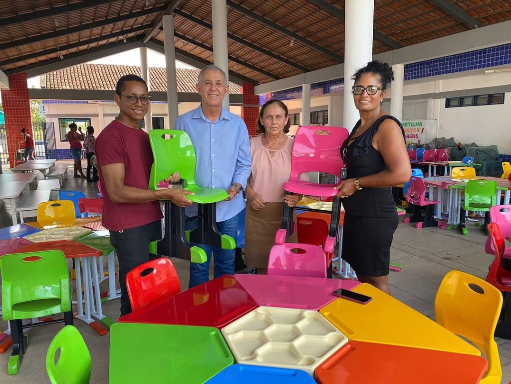 Escola de Tempo Integral recebe móveis novos em São Valério do Tocantins