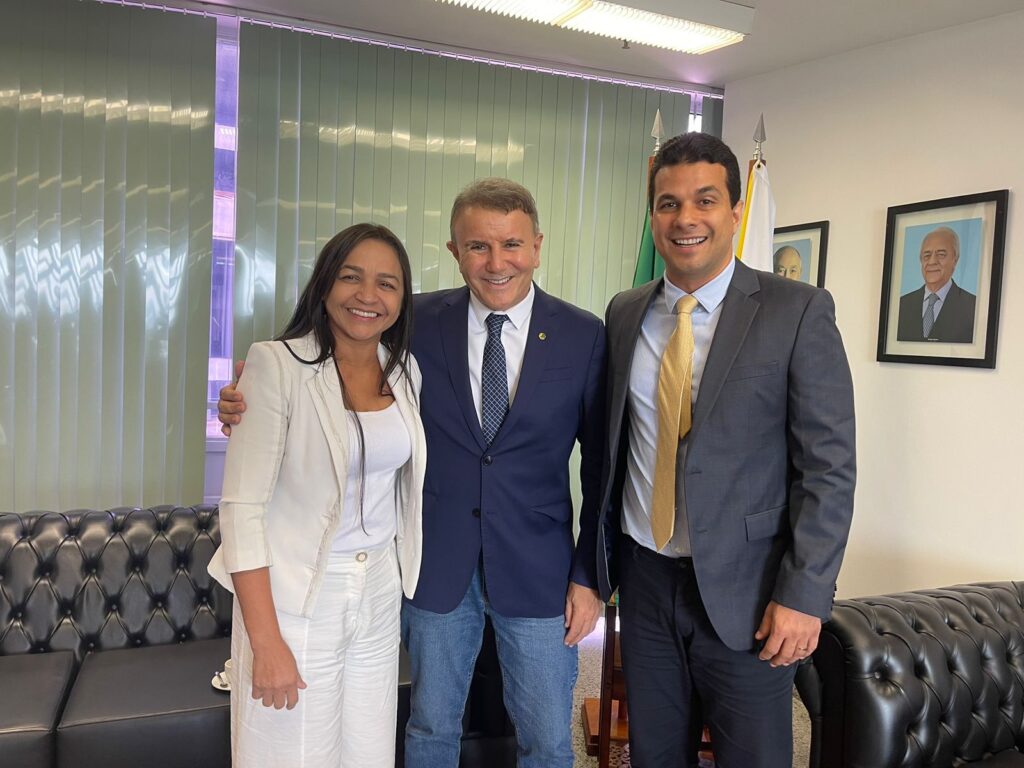 Prefeito Eleito Eduardo Siqueira visita senador Irajá e recebe apoio para obra do Hospital de Urgência e Emergência