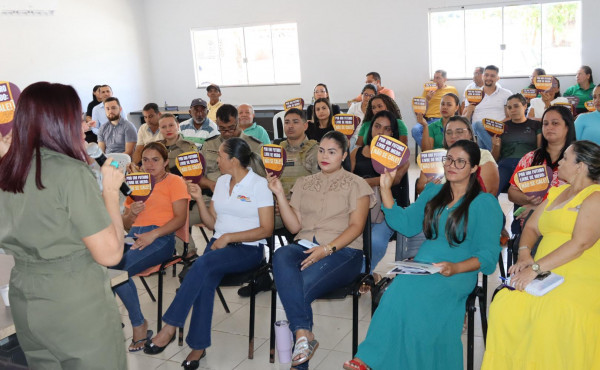 Governo do Tocantins realiza ações de enfrentamento à violência contra a mulher em Barra do Ouro Governo do Tocantins realiza ações de enfrentamento à violência contra a mulher em Barra do Ouro