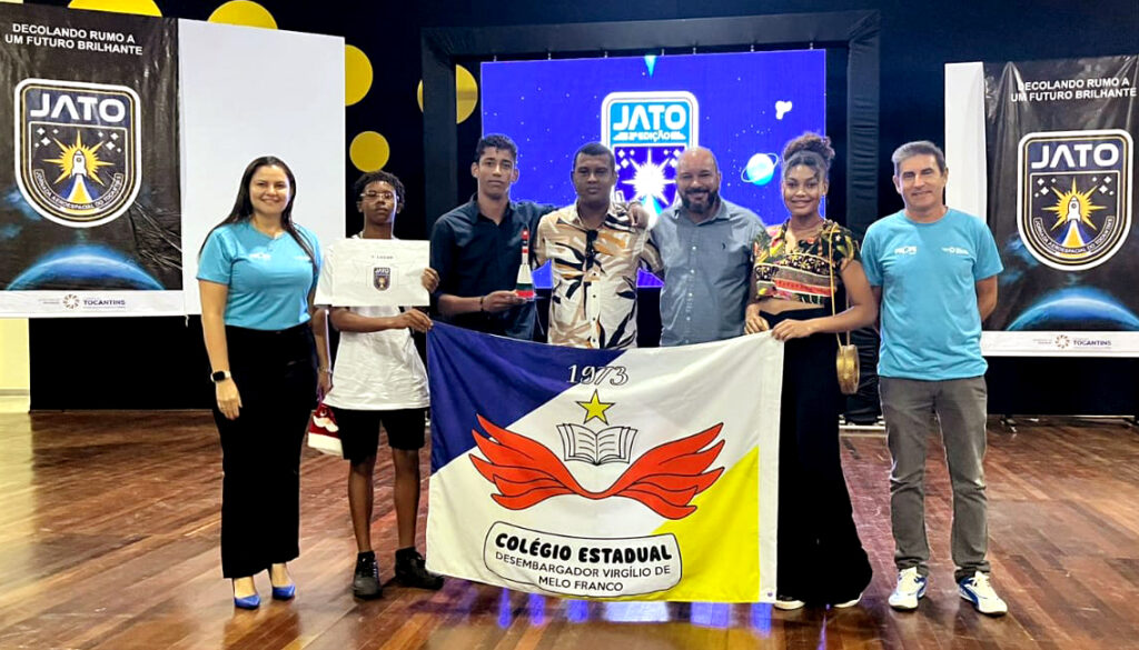 Colégio estadual de Paranã conquista ouro na Olimpíada Camaleão de Química