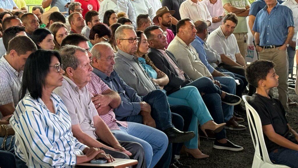 Prefeitos do Norte de Goiás acompanham assinatura de ordem de serviço para construção do IFG em Porangatu