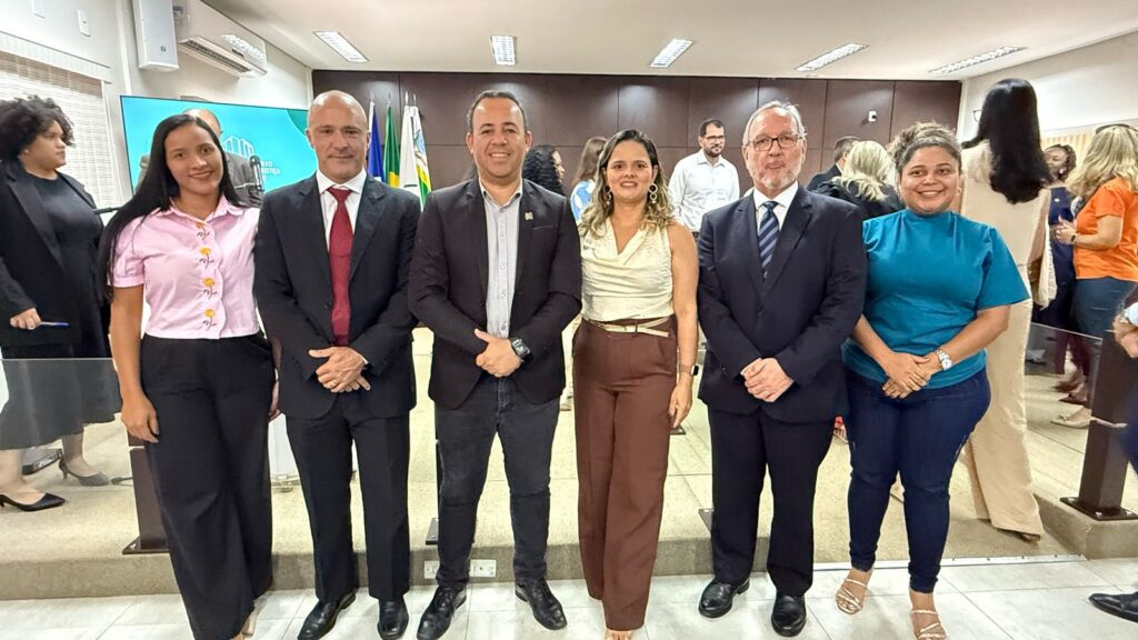 Prefeitos Cezinha e Wada Maestro participam da abertura da Correição Geral Ordinária na comarca de Peixe Prefeitos Cezinha e Wada Maestro participam da abertura da Correição Geral Ordinária na comarca de Peixe