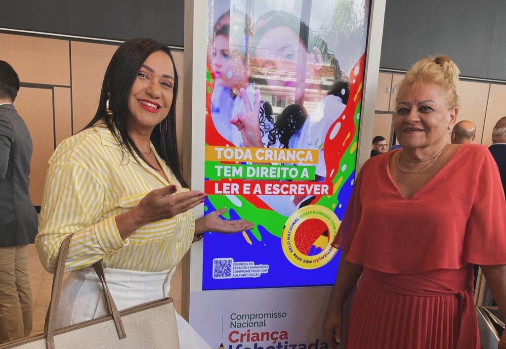 Município de Mundo Novo recebe Selo Ouro por compromisso com a alfabetização infantil