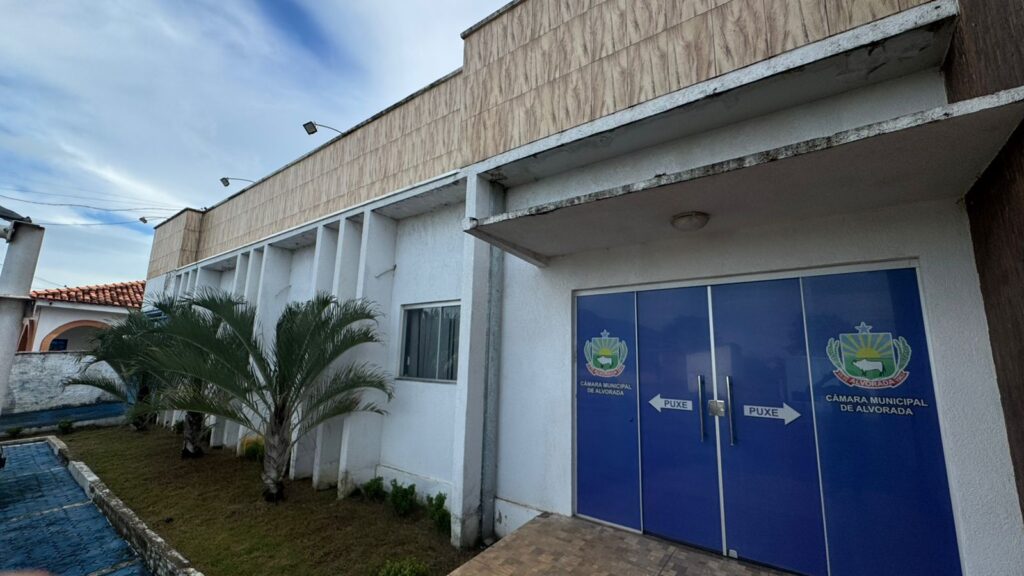 Câmara Municipal de Alvorada (TO) pretende gastar quase R$ 46 mil com comida e materiais descartáveis