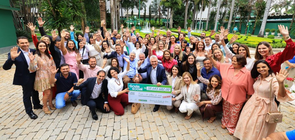 Com repasse de R$ 38 milhões aos municípios, Caiado fortalece apoio a famílias vulneráveis