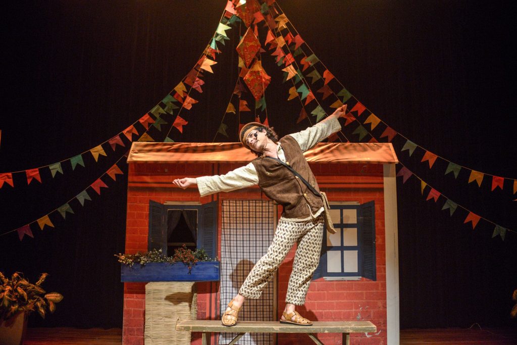 Espetáculo infantil gratuito chega a três cidades de Goiás