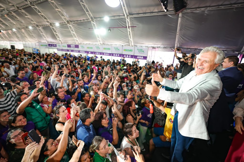 Goiás Social Mulher oferta serviços e 10 mil empregos