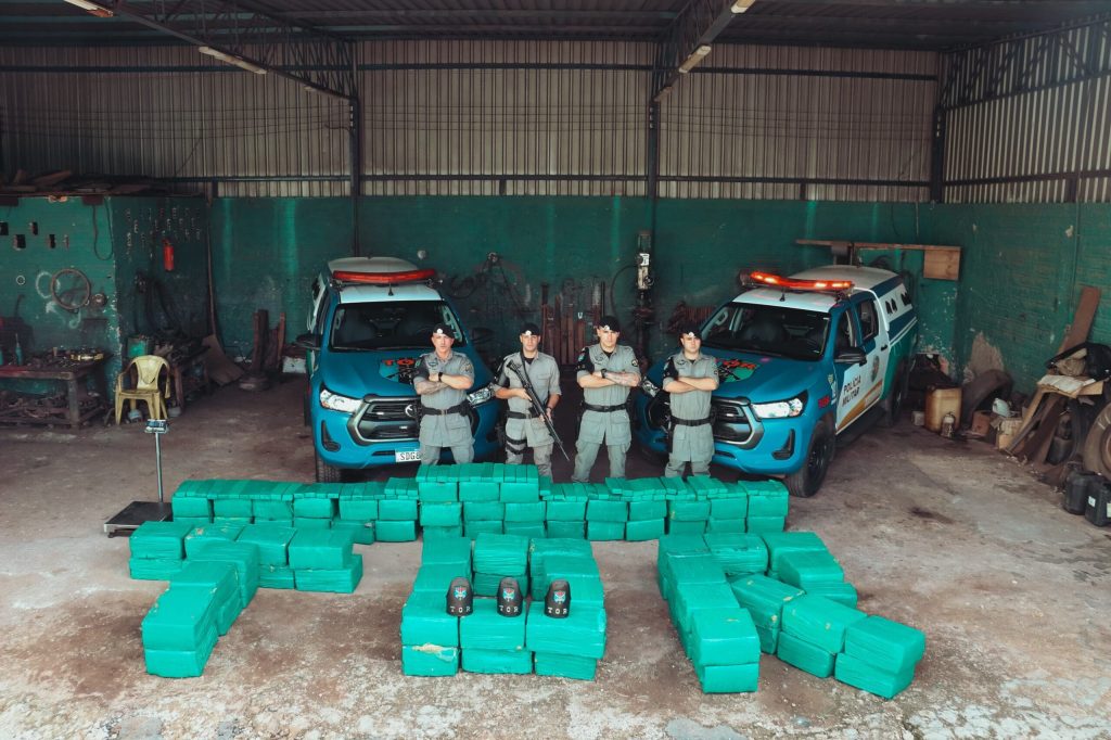 Polícia Militar apreende mais de 2 toneladas de maconha em Goiânia