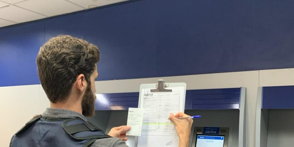 Tarifas bancárias: Procon aponta variação de até 450% em serviços oferecidos