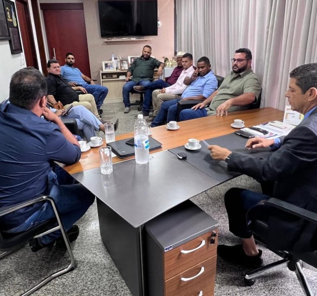Prefeito e vereadores de São Salvador do Tocantins buscam parcerias e recursos em Palmas