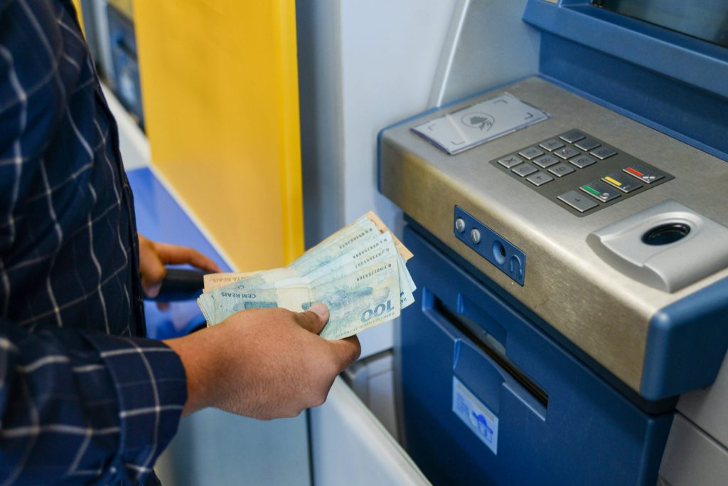 Salário dos servidores da prefeitura de Palmas estará disponível para saque nesta quarta-feira, 30