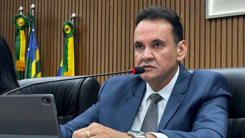 Presidente da Câmara de Porangatu, José Ueliton Durão, repudia ataques da imprensa local em nota oficial