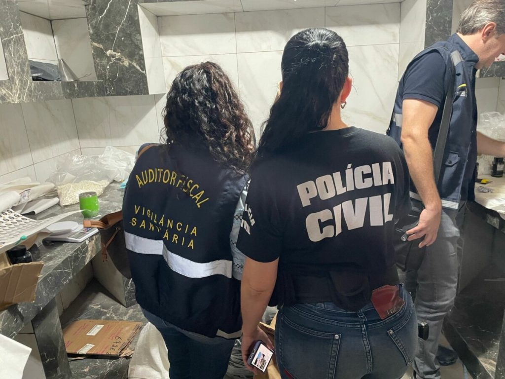 Polícia investiga venda irregular de medicamentos