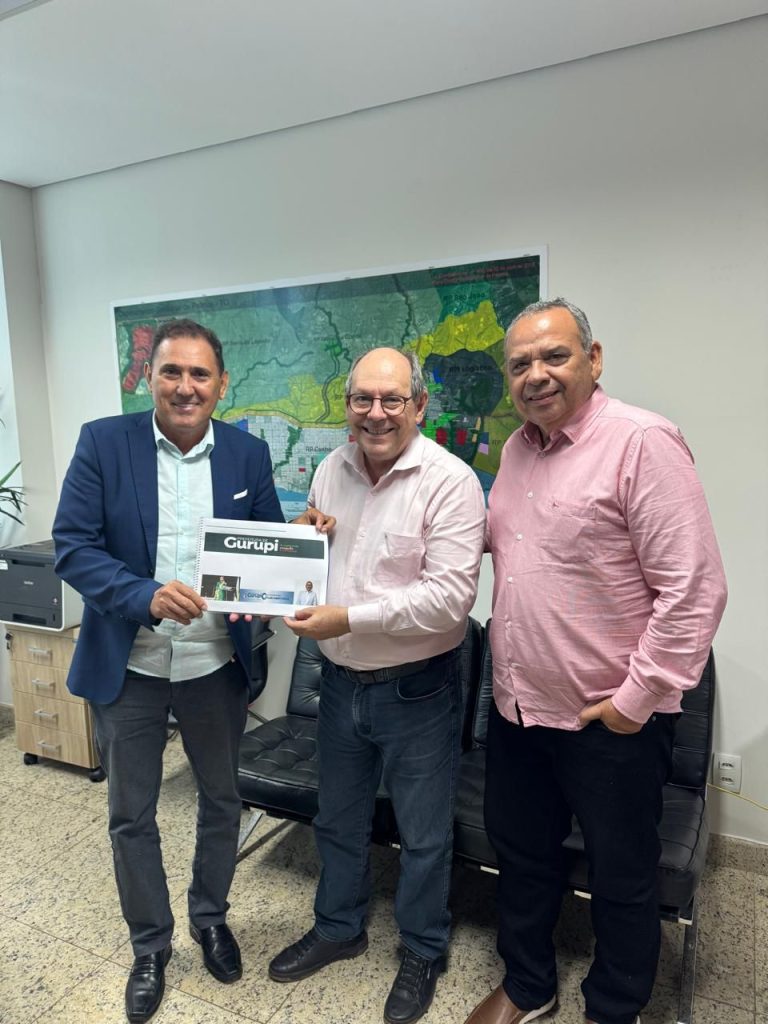 Secretário de Planejamento Urbano, Silvério Filho, participa de reunião com Ronaldo Dimas e destaca obras em andamento no município