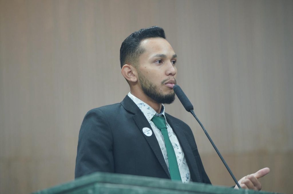 Jovem vereador Hugo Parente desponta como forte liderança política em Trombas-GO