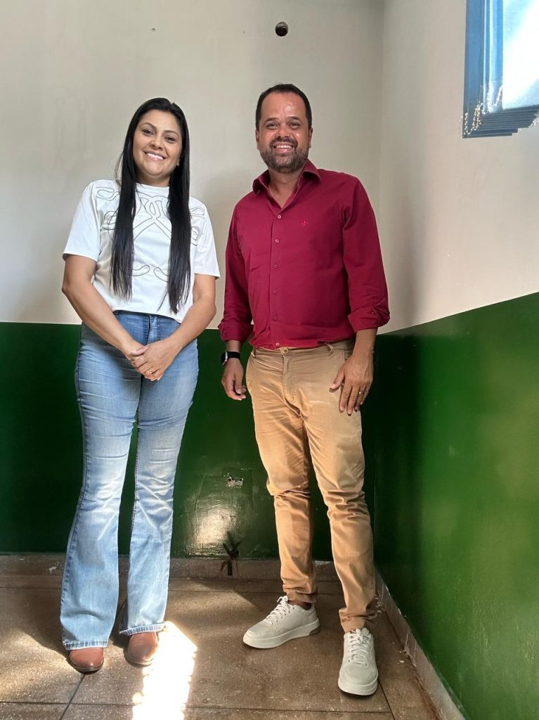 Coordenador do deputado estadual Jamil Calife, Eduardo Batatinha se reúne com Melvina e Shayene em Formoso-GO