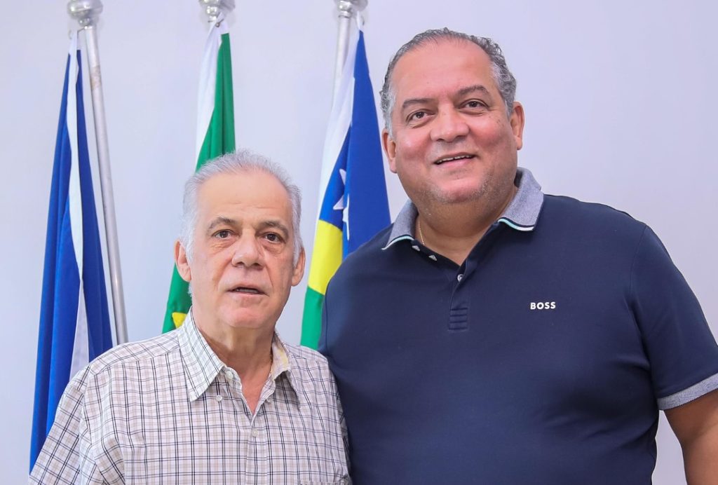 Carlos Lereia recebe senador Eduardo Gomes e discute projetos estratégicos para Minaçu-GO