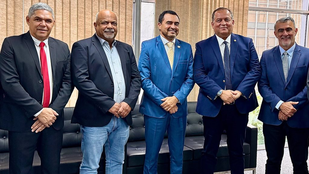 Prefeito Israel Kawe e comitiva de Formoso do Araguaia participam de audiência com o ministro Ricardo Lewandowski em Brasília