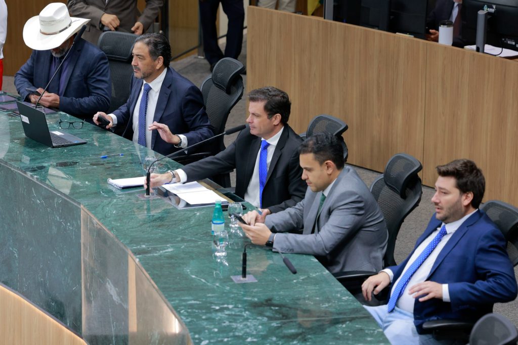 Alego aprova que Governo de Goiás formalize saída do RRF