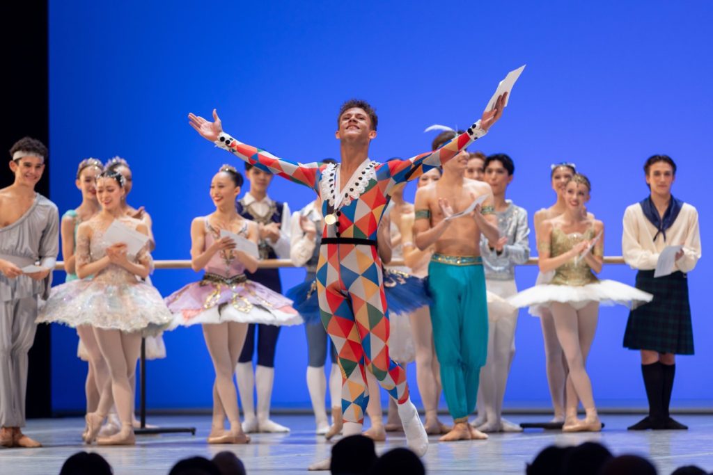 Basileu França é destaque internacional na formação de bailarinos