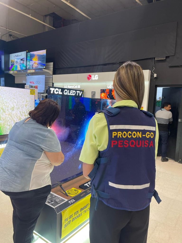 Procon aponta variação de até 201% em preços de presentes