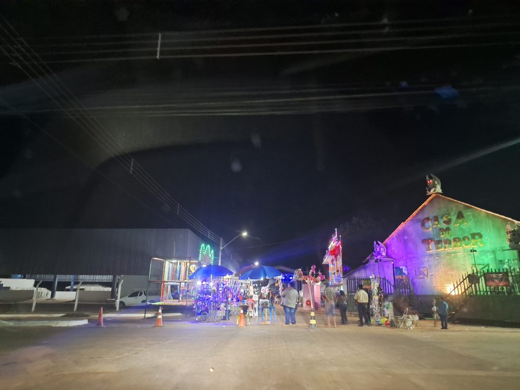 Festa de Aniversário de Talismã tem baixo público e programação é alvo de críticas Festa de Aniversário de Talismã tem baixo público e programação é alvo de críticas