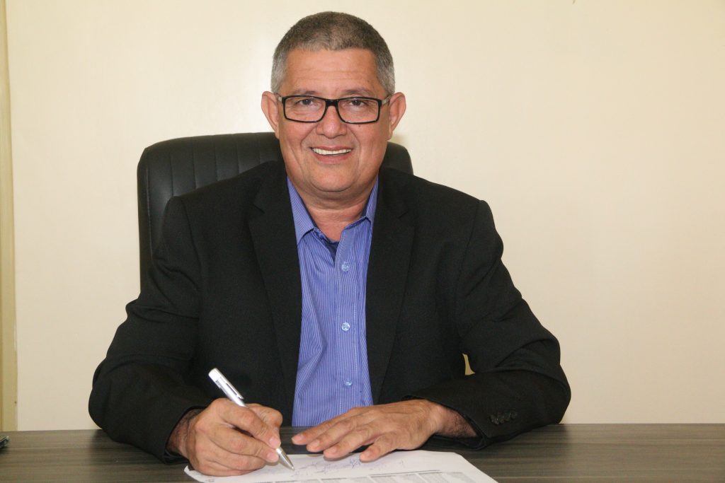 Presidente da ATM agradece senador Eduardo Gomes por apresentar relatório aprovado no Congresso que libera transferência de emendas para os fundos de Saúde