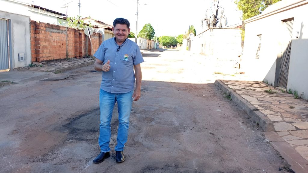 Câmara de Porangatu aprova por unanimidade requerimento para recapeamento da Rua Sergipe, o autor da proposta é o Vereador Edmilson Andrade (União Brasil)