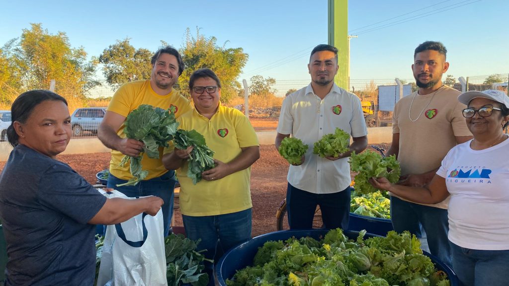 Projeto de Eduardo Fortes entrega hortifrúti para 500 famílias em Figueirópolis
