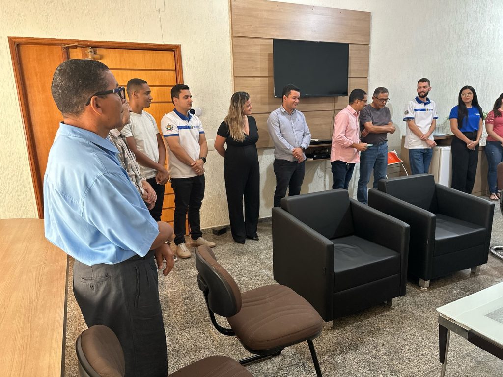 Prefeitura de Alvorada realiza encontro com líderes religiosos para preparar o Dia do Evangélico