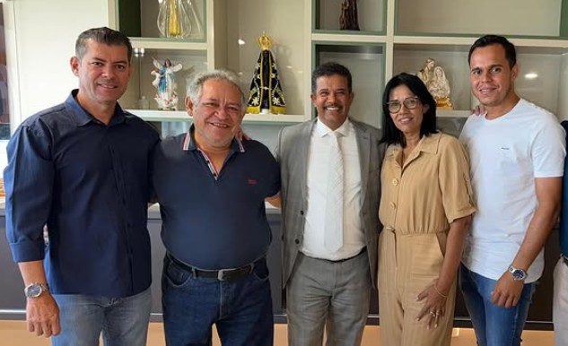 Prefeita Léia Mendonça já teria definido apoios para as eleições de 2026 em Santa Tereza de Goiás Prefeita Léia Mendonça já teria definido apoios para as eleições de 2026 em Santa Tereza de Goiás