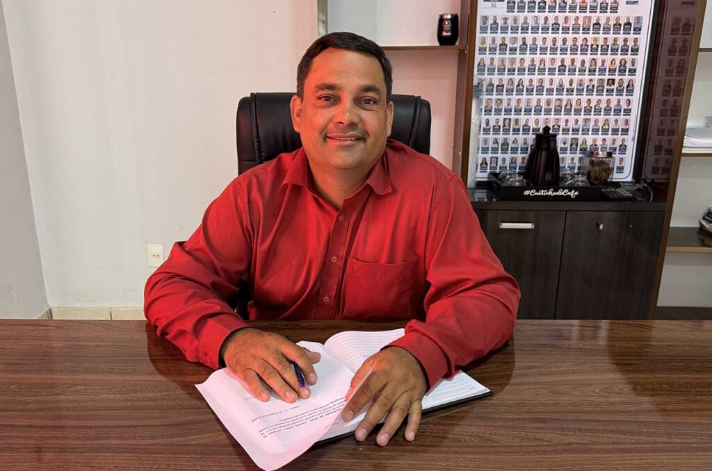 Prefeito Flávio Cristo Rei condiciona apoio a Eduardo Fortes à ausência de candidatura de Diogo Borges em 2026 e libera vereadores da base para escolher