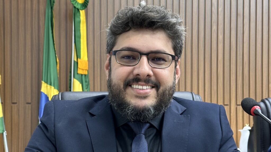 CRISTHIAN CHAGAS COBRA DIREITOS DOS SERVIDORES EM RISCO