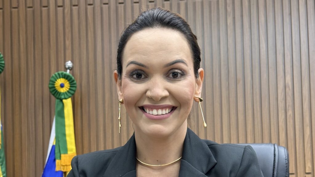 Mil Vidas Transformadas: Vereadora Dayany Martins Exalta os profissionais da APAE!