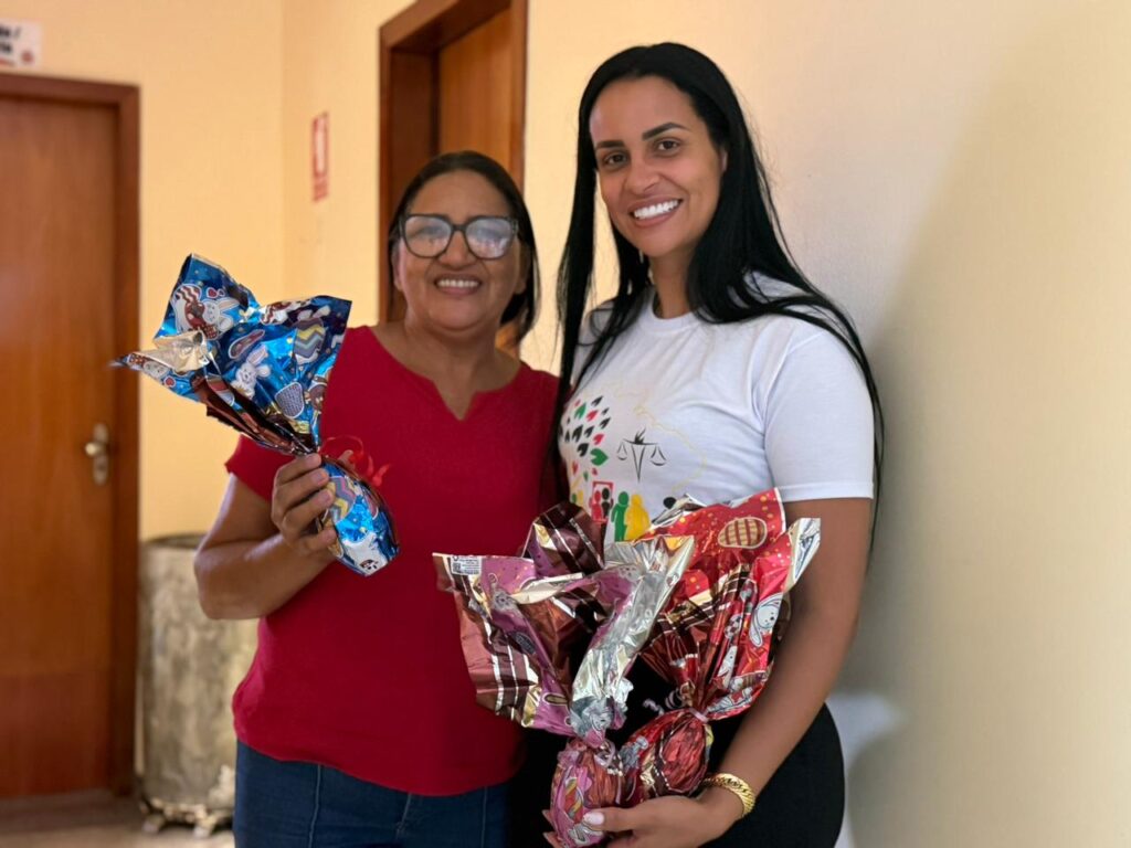 Prefeitura de Bonópolis distribui 1.600 ovos de Páscoa para servidores e alunos da rede municipal