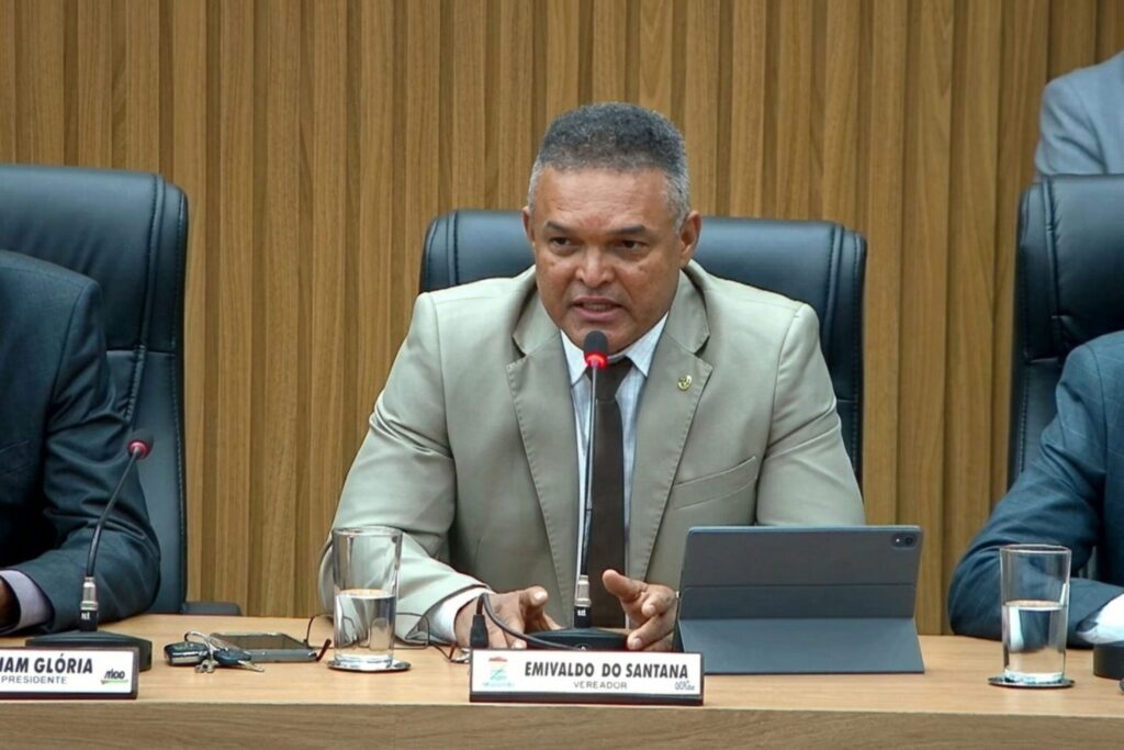 Vereador Emivaldo do Santana reforça o trabalho de todos em prol do desenvolvimento do município