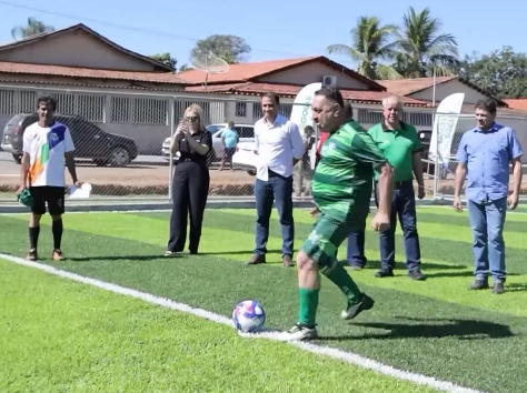 Prefeito Clemerson Lopes faz a diferença e coloca o esporte em um dos melhores momentos da história de Montividiu do Norte Prefeito Clemerson Lopes faz a diferença e coloca o esporte em um dos melhores momentos da história de Montividiu do Norte