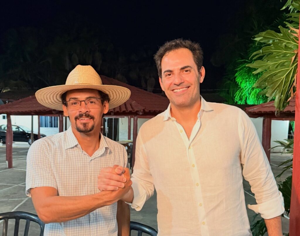 Jamil Calife destaca parceria com gestão de Novo Planalto e reforça compromisso com o município Jamil Calife destaca parceria com gestão de Novo Planalto e reforça compromisso com o município